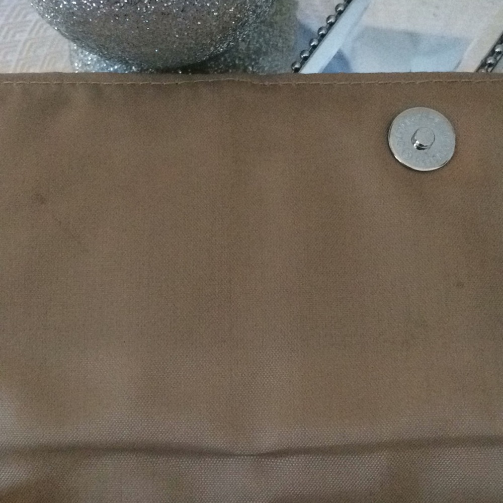 Yellow Spring Clutch - Picture 4 of 4